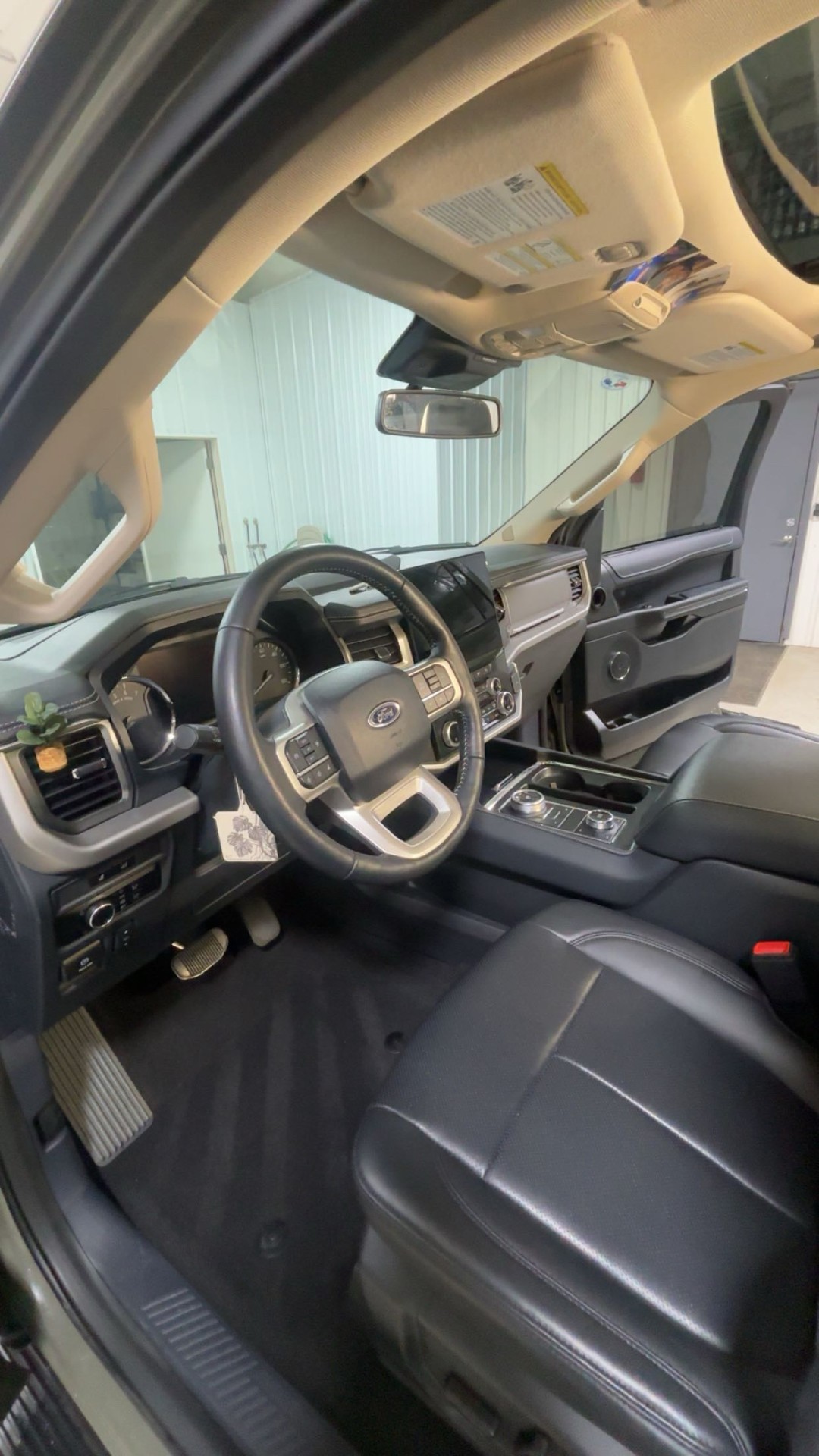 Ford Expedition — Cabin